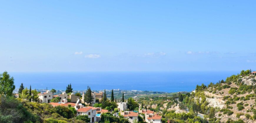 Paphos Kamares Village 4 Bedroom Villas / Houses For Sale LPT11000