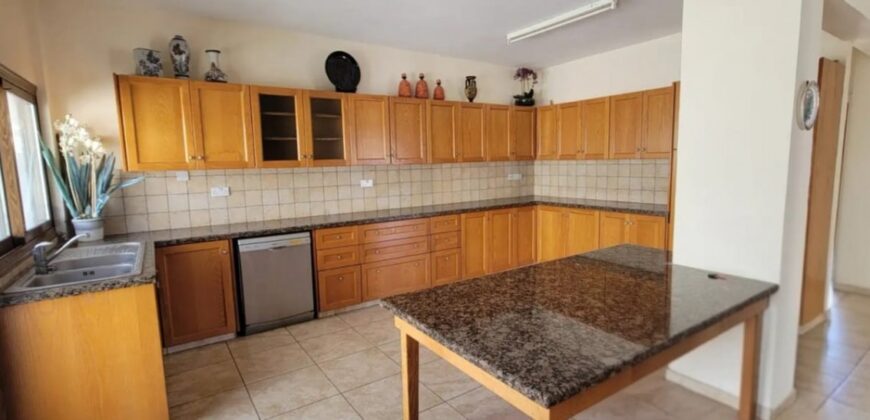 Paphos Kato Paphos Office For Rent DTC5306