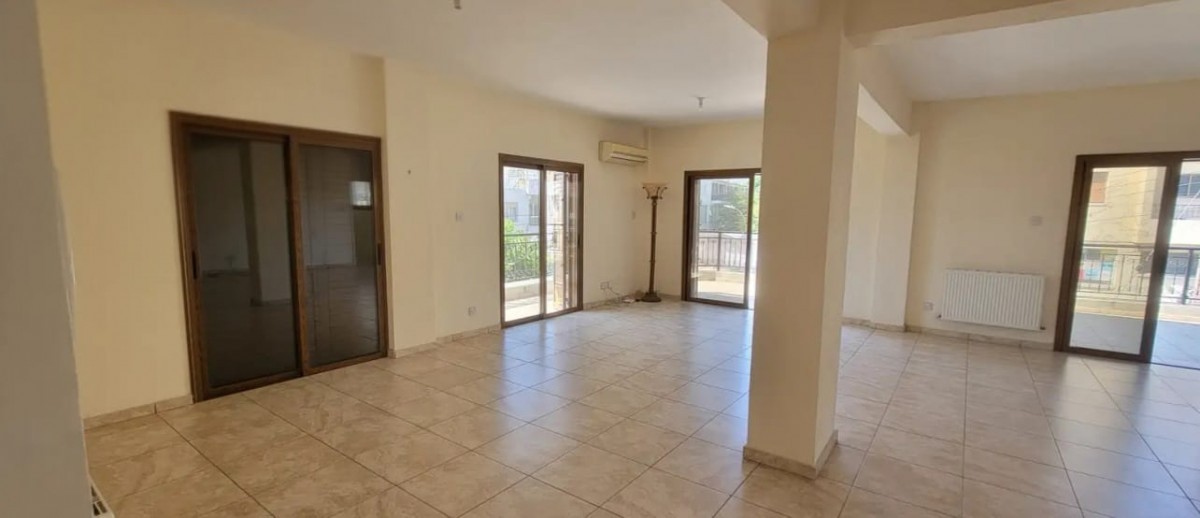 Paphos Kato Paphos Office For Rent DTC5306
