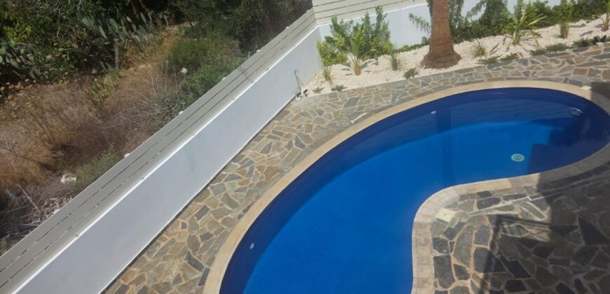 Paphos Kissonerga 3 Bedroom Villa For Sale BC697