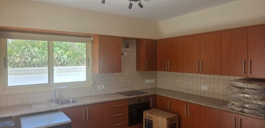 Paphos Kissonerga 3 Bedroom Villa For Sale BC697
