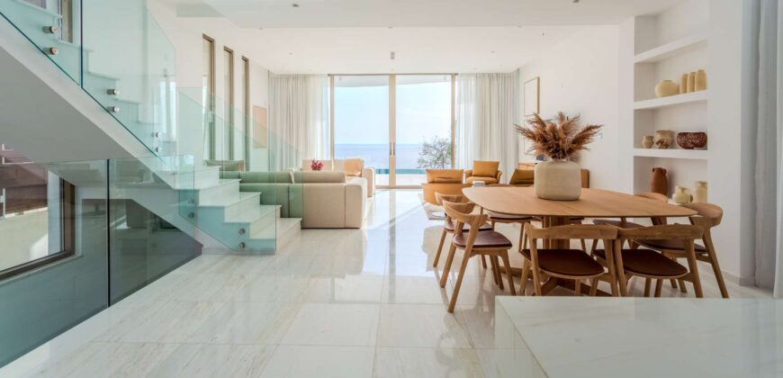 Paphos Kissonerga 5 Bedroom Villas / Houses For Sale LPT13571