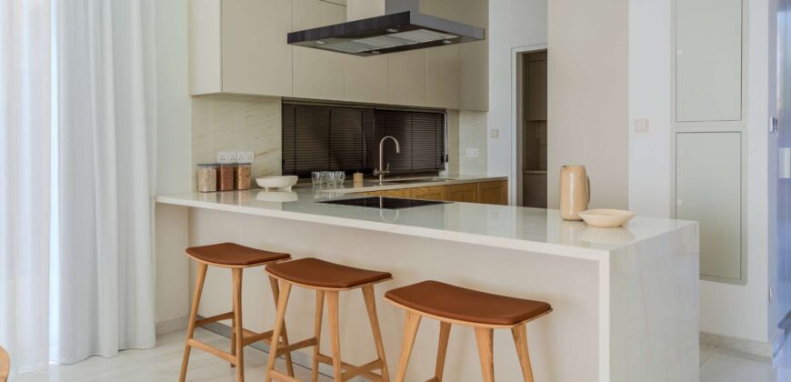 Paphos Kissonerga 5 Bedroom Villas / Houses For Sale LPT13571