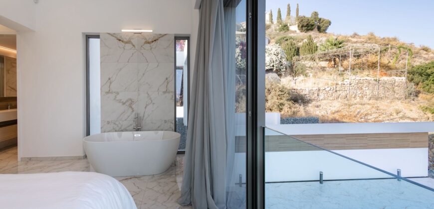Paphos Kissonerga 7Bdr Villa For Sale VLSPG-KIS7BVSLV