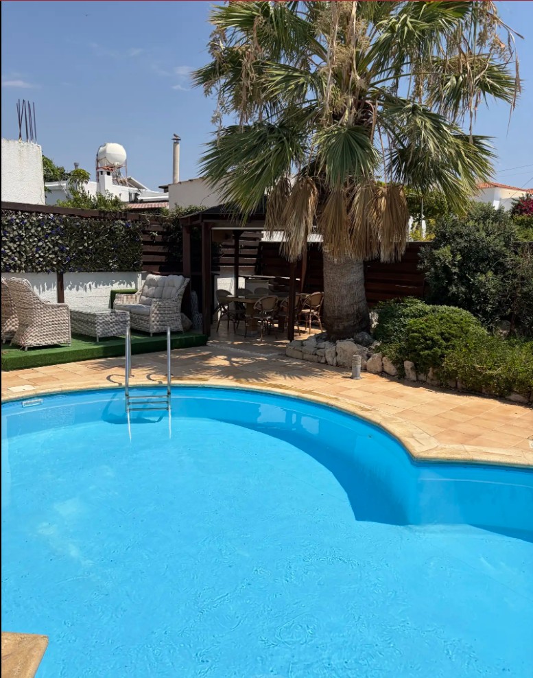 Paphos Kissonerga 2Bdr Bungalow For Sale DTC5355