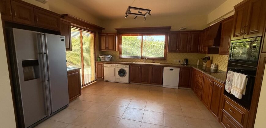 Paphos Konia 5Bdr House – Detached For Sale ZTC3170