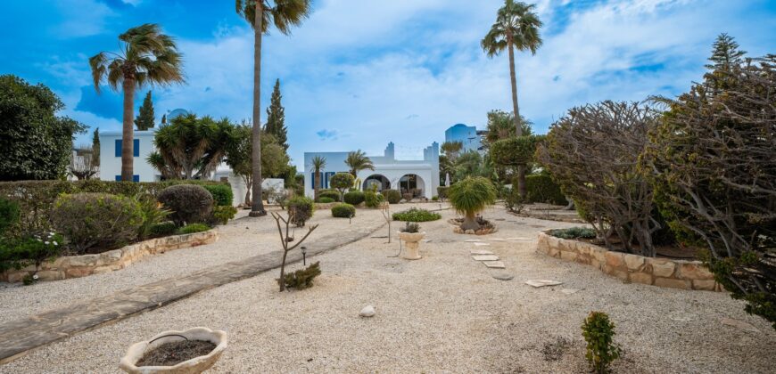 Paphos Latchi 4Bdr Villa For Sale VLSPALVESLV