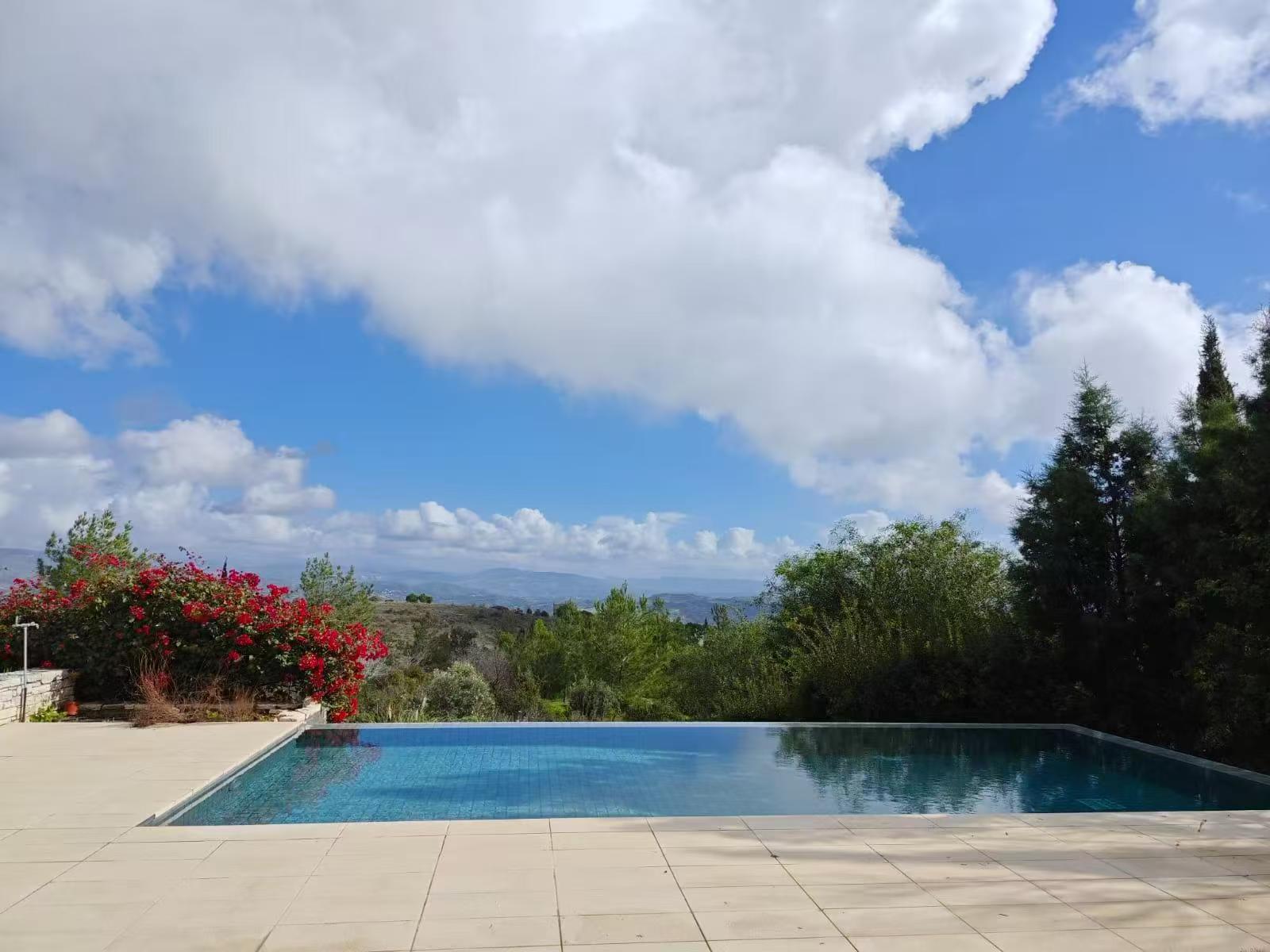 Paphos Minthis Hills 3Bdr Villa For Sale VLSJOMHVSLV