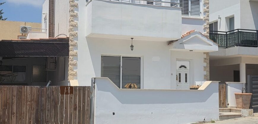 Paphos Pafos Centre Town House For Rent KTM108595