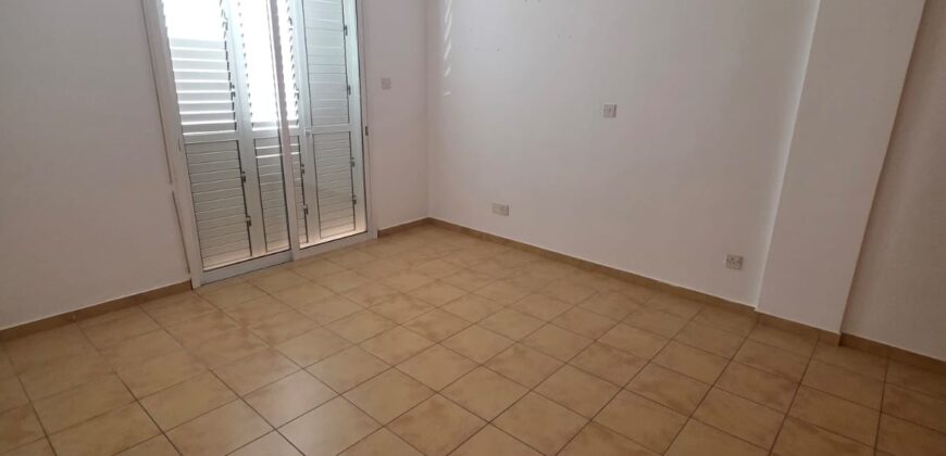 Paphos Pafos Centre Town House For Rent KTM108595