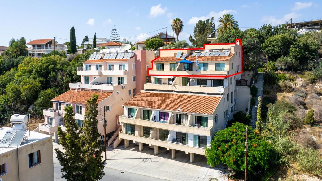 Paphos Paphos Municipality 8Bdr Apartment For Sale GRD8804