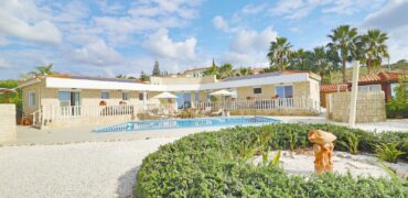 Paphos Peyia 3Bdr Bungalow For Sale SKR18260