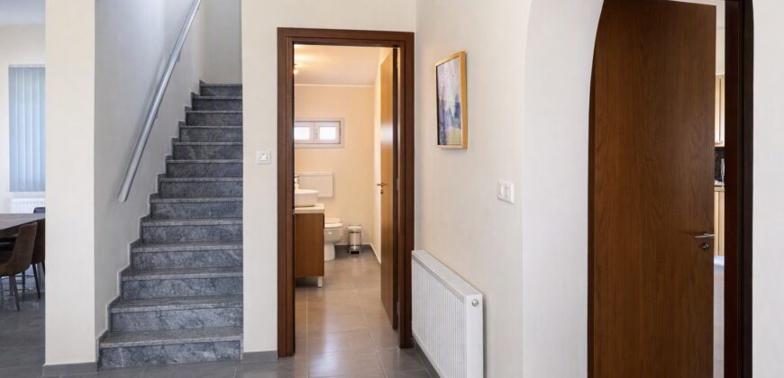 Paphos Polemi 5Bdr Villa For Sale VLSNJJOPSLV