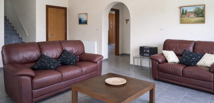 Paphos Polemi 5Bdr Villa For Sale VLSNJJOPSLV