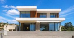 Paphos Sea Caves 6Bdr Villa For Sale VLSOZSCSLV