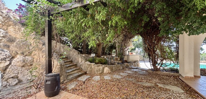 Paphos Tala Detached Villa 5Bdr For Sale CPNC12411