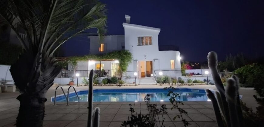 Paphos Tala 4Bdr Detached Villa For Rent DTC5250