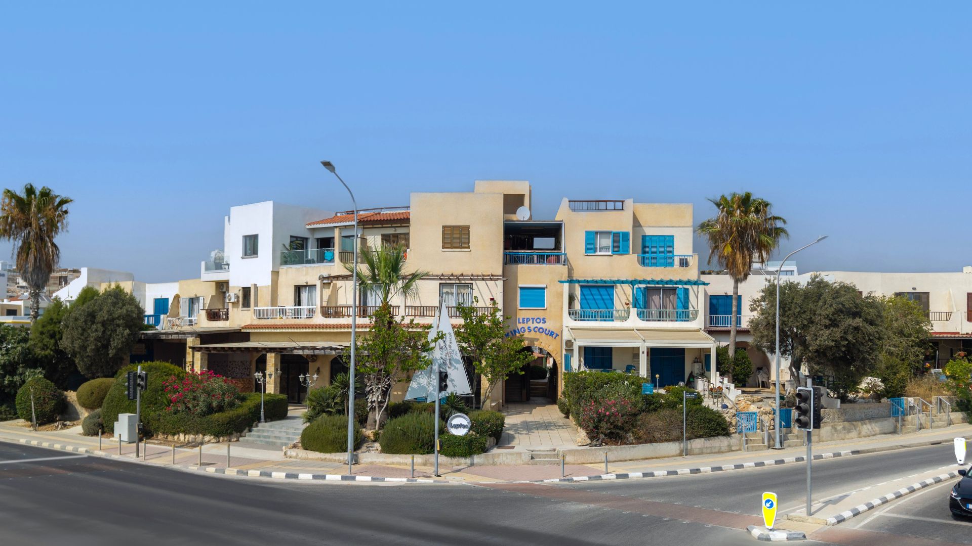 Paphos Tombs of the Kings 1 Bedroom Apartments / Penthouses For Sale LPT81867