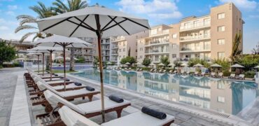 Paphos Universal Area Apartment For Sale KTM91449