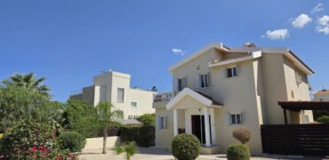 Paphos Peyeia Sea Caves 3 Bdr Villa For Sale DTC5364