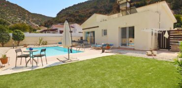 Paphos Akoursos 2Bdr Bungalow For Sale SKR18490