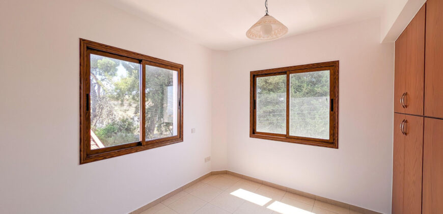 Paphos Ineia 4Bdr House For Sale NGM15010