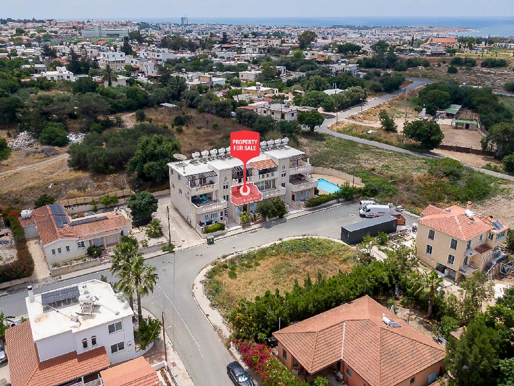 Paphos Mouttalos 2Bdr Flat For Sale AMR45140
