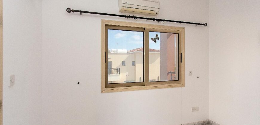 Paphos Mouttalos 2Bdr Flat For Sale AMR45913