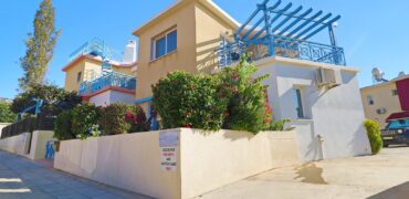 Paphos Peyia 3Bdr Semi Detached House For Sale SKR18492