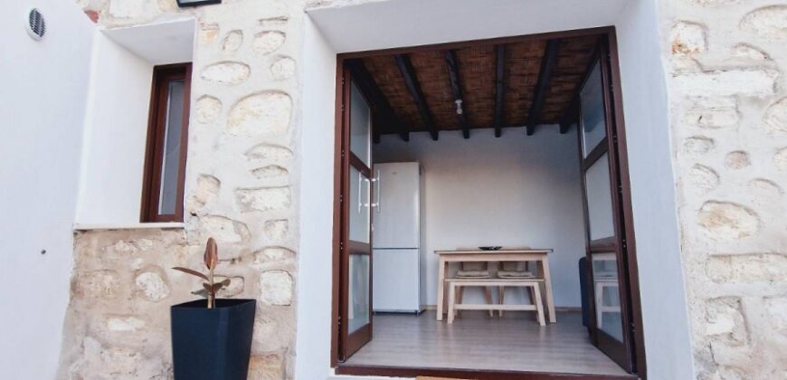 Paphos Polemi 3Bdr Traditional House For Rent DTC5461