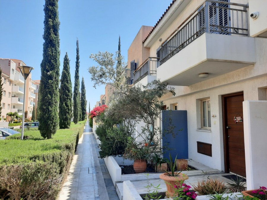 Paphos Universal Area Town House For Sale KTM103212