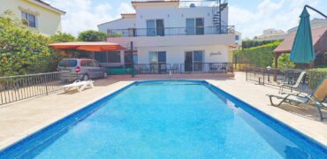 Paphos Agios Georgios 4Bdr Detached Villa For Sale SKR18505