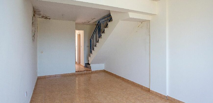 Paphos Argaka 2Bdr House For Sale AMR42205