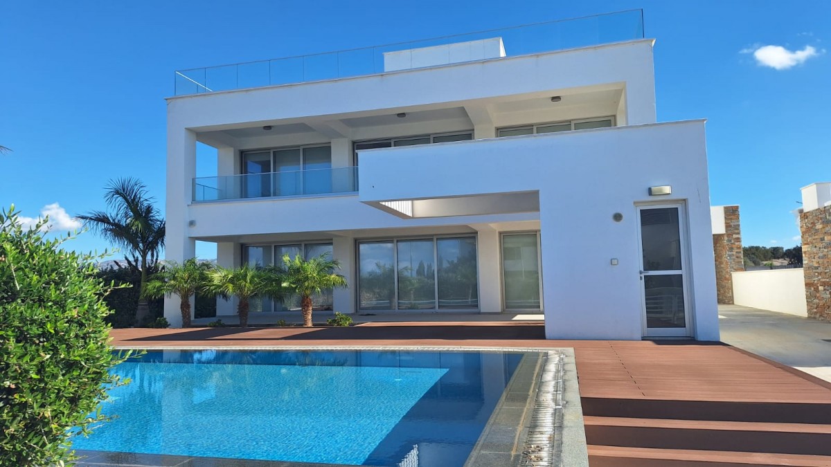 Paphos Geroskipou 6Bdr Detached Villa For Sale DTC5511