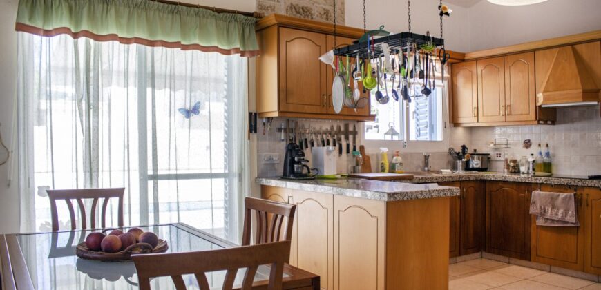 Paphos Kissonerga 3Bdr Bungalow For Sale DTC5677
