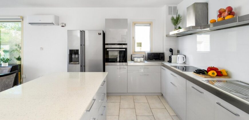 Paphos Kissonerga 4Bdr Detached Villa For Rent DTC5501